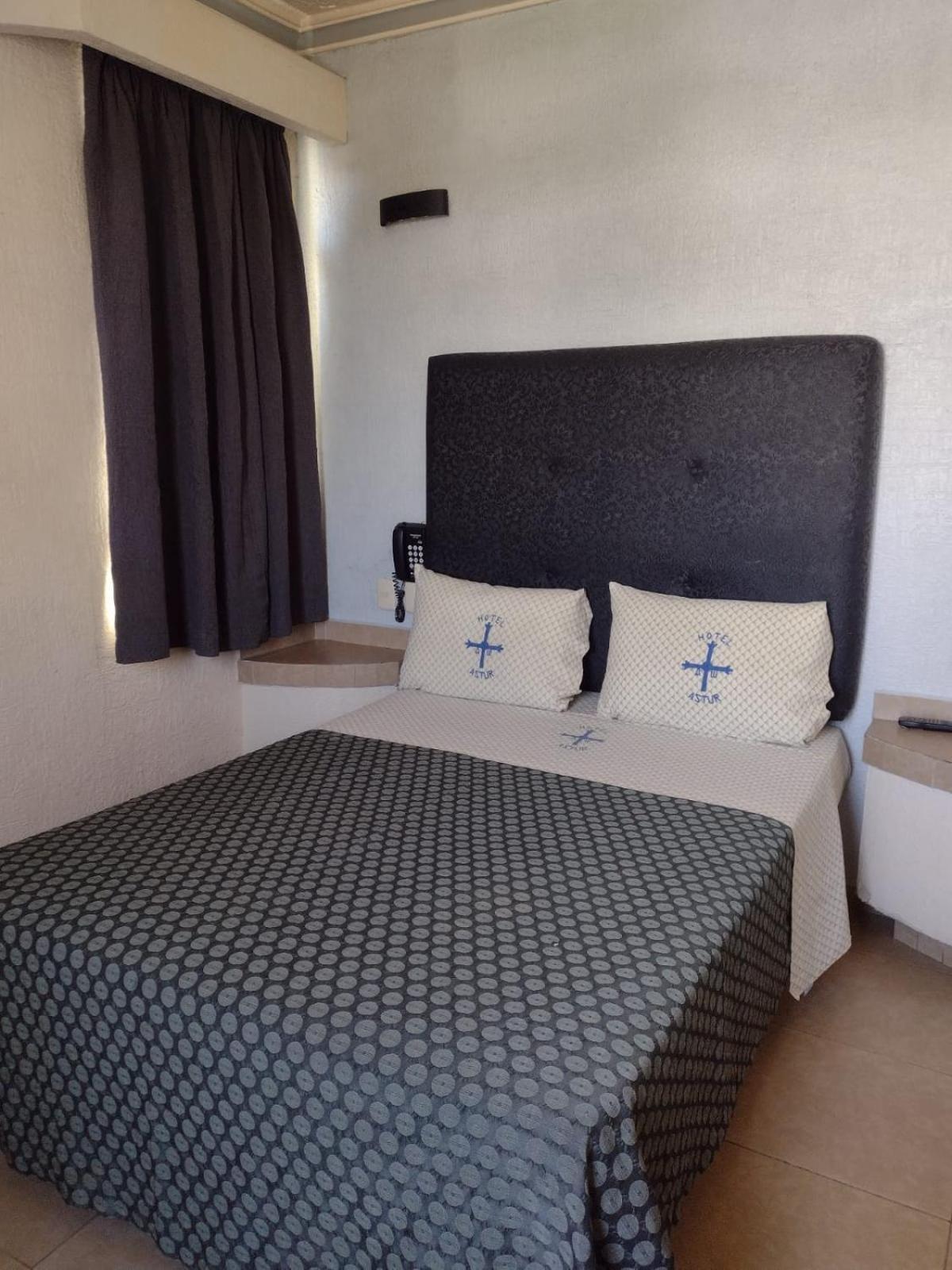 Hotel Astur (Adults Only) 과달라하라 외부 사진