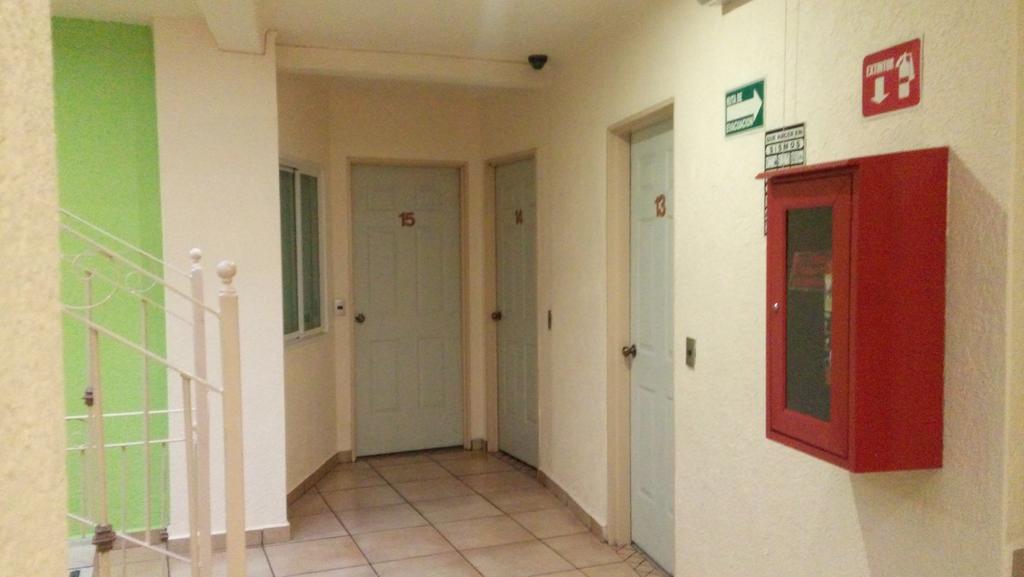 Hotel Astur (Adults Only) 과달라하라 외부 사진