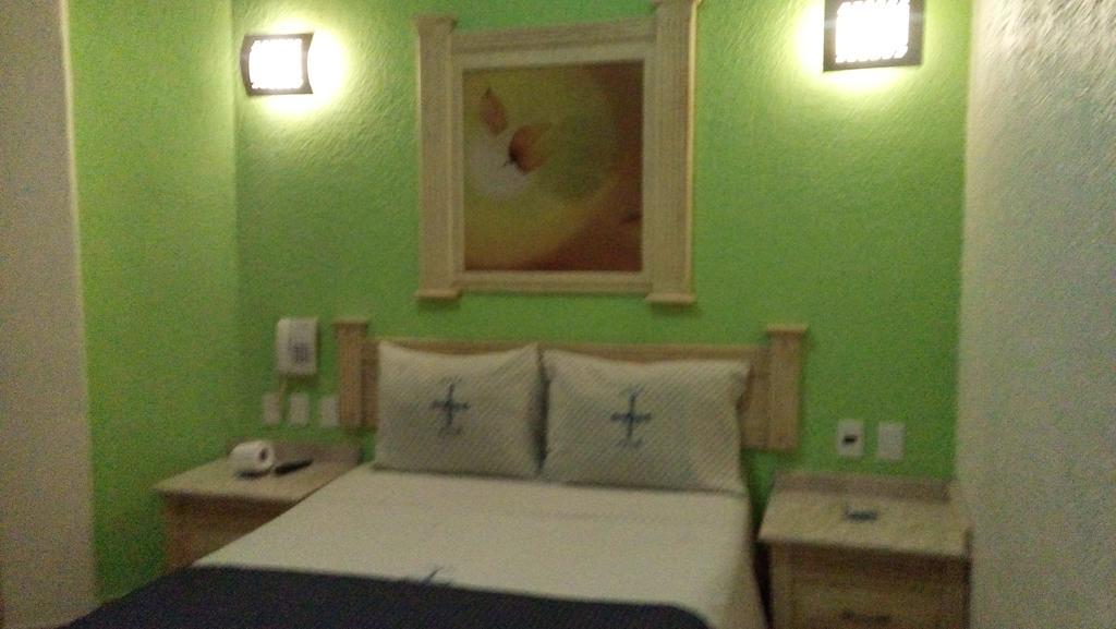 Hotel Astur (Adults Only) 과달라하라 외부 사진